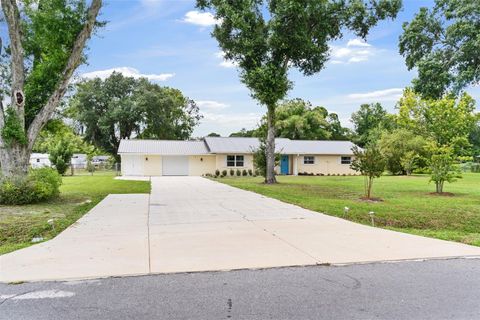 A home in LAKELAND