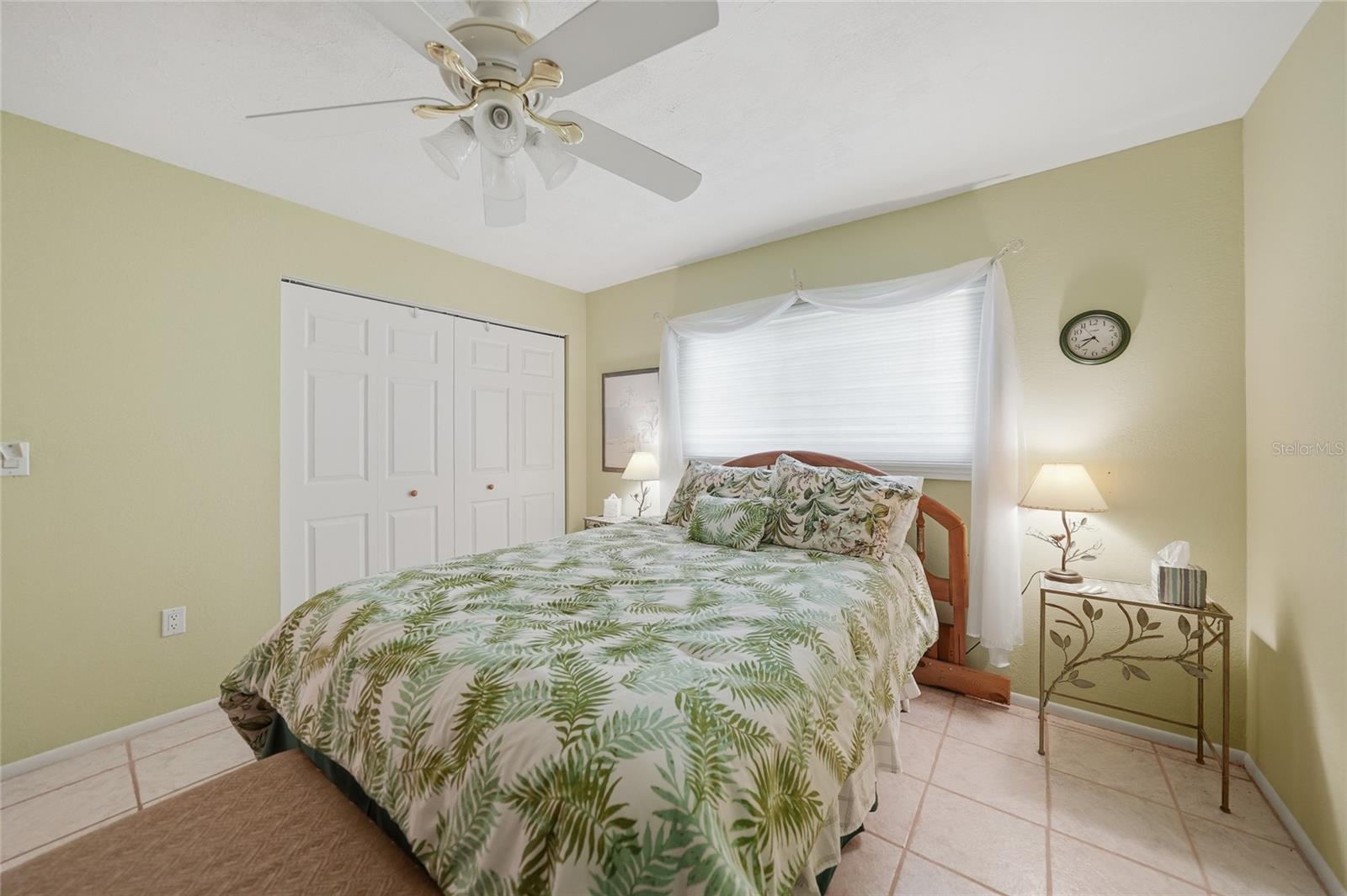 ENGLEWOOD ISLES SUB - Residential