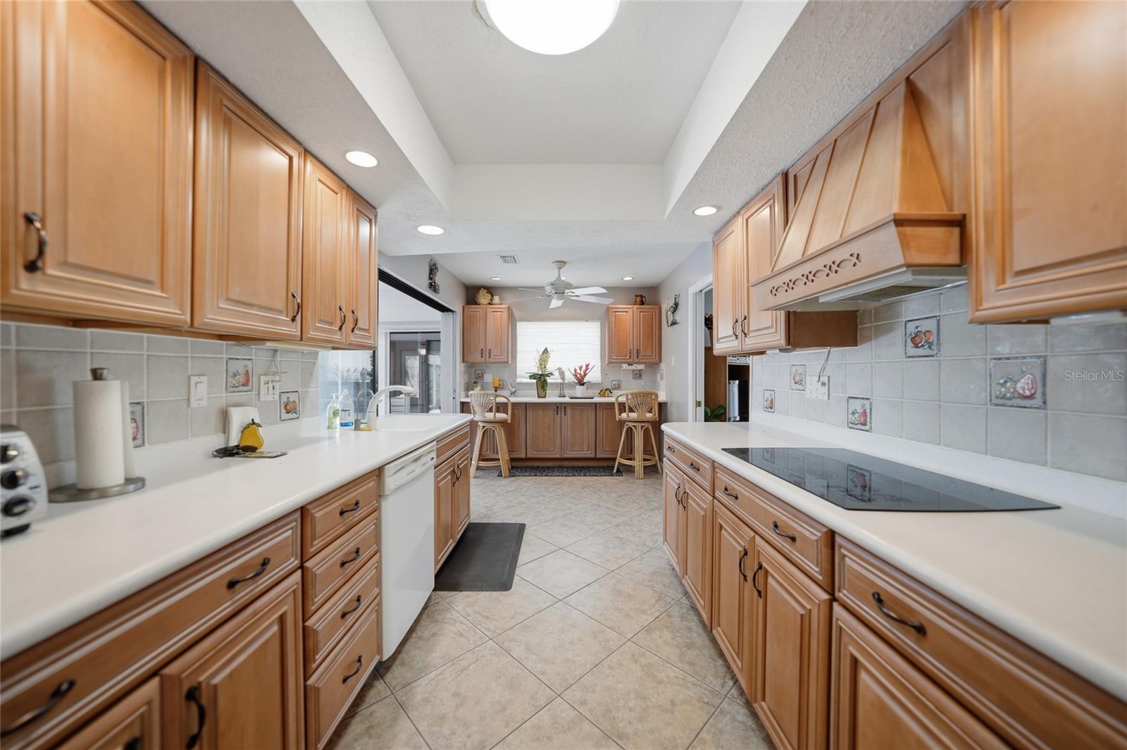 ENGLEWOOD ISLES SUB - Residential