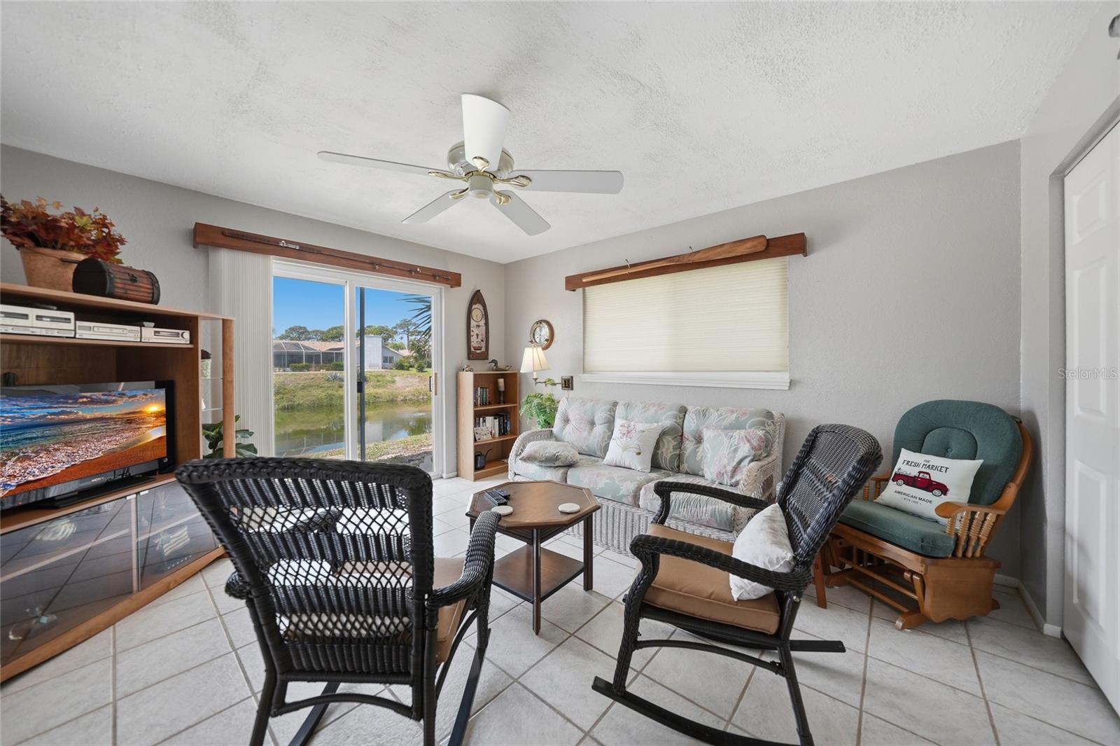 ENGLEWOOD ISLES SUB - Residential