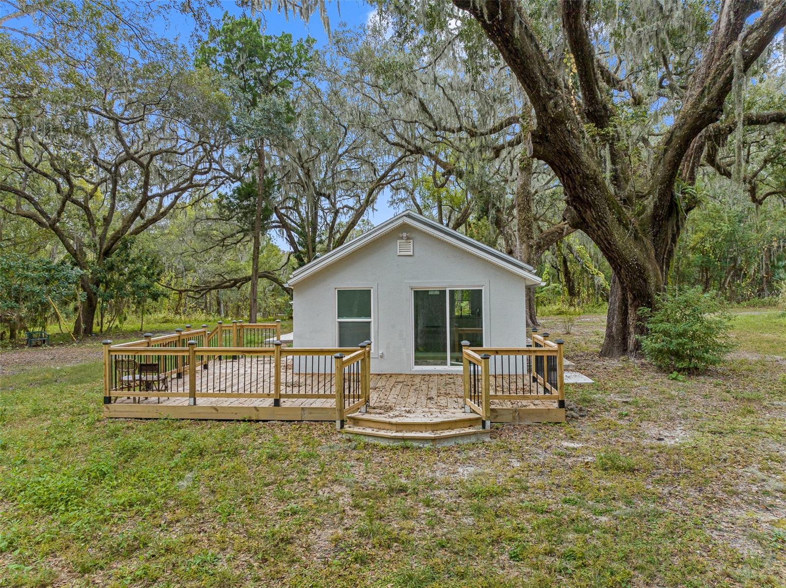 HALES ADD TO BROOKSVL - Residential