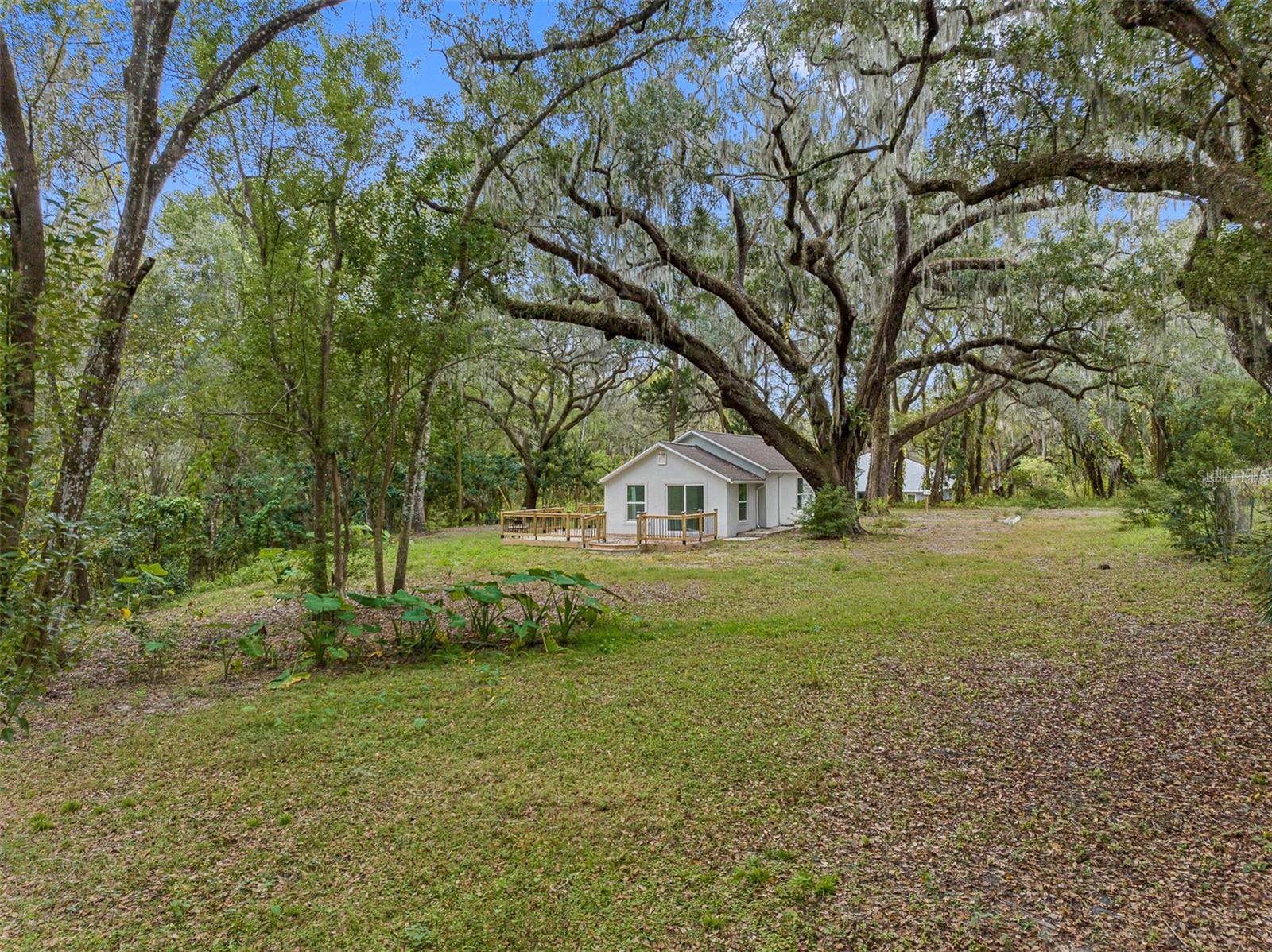 HALES ADD TO BROOKSVL - Residential