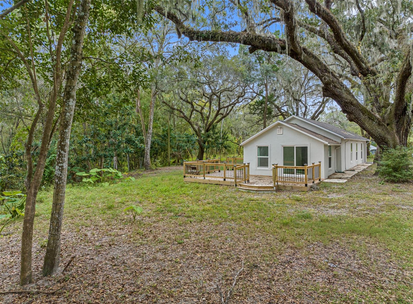 HALES ADD TO BROOKSVL - Residential