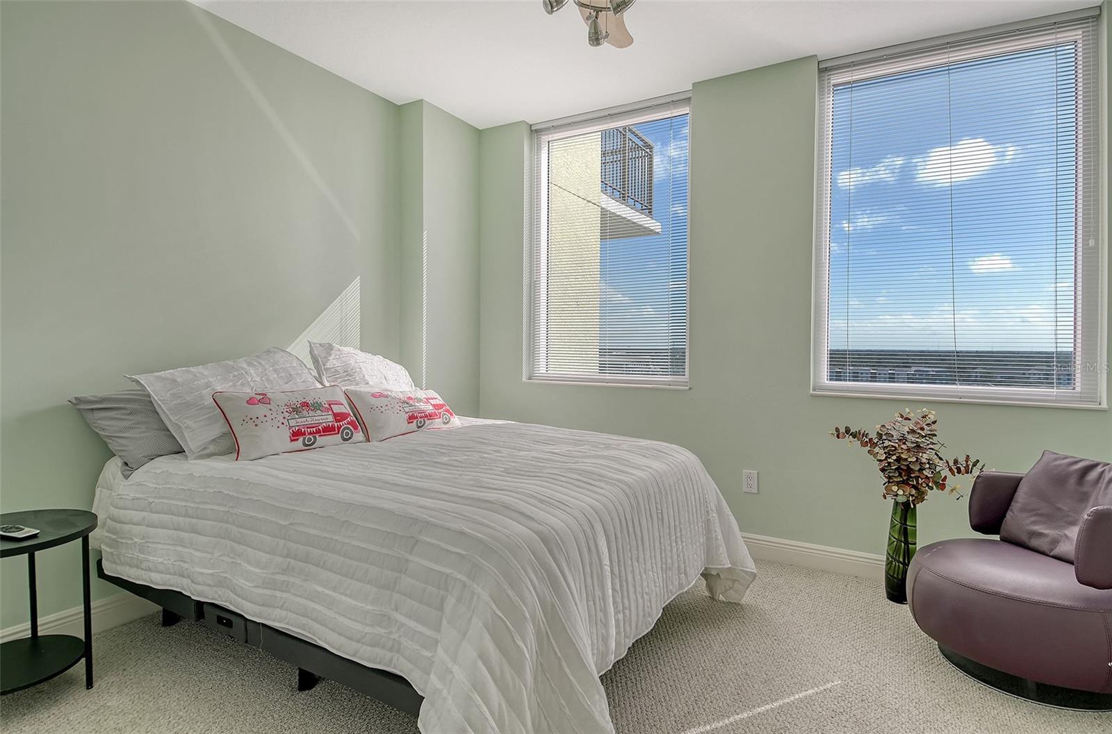 ALINARI - Residential Lease