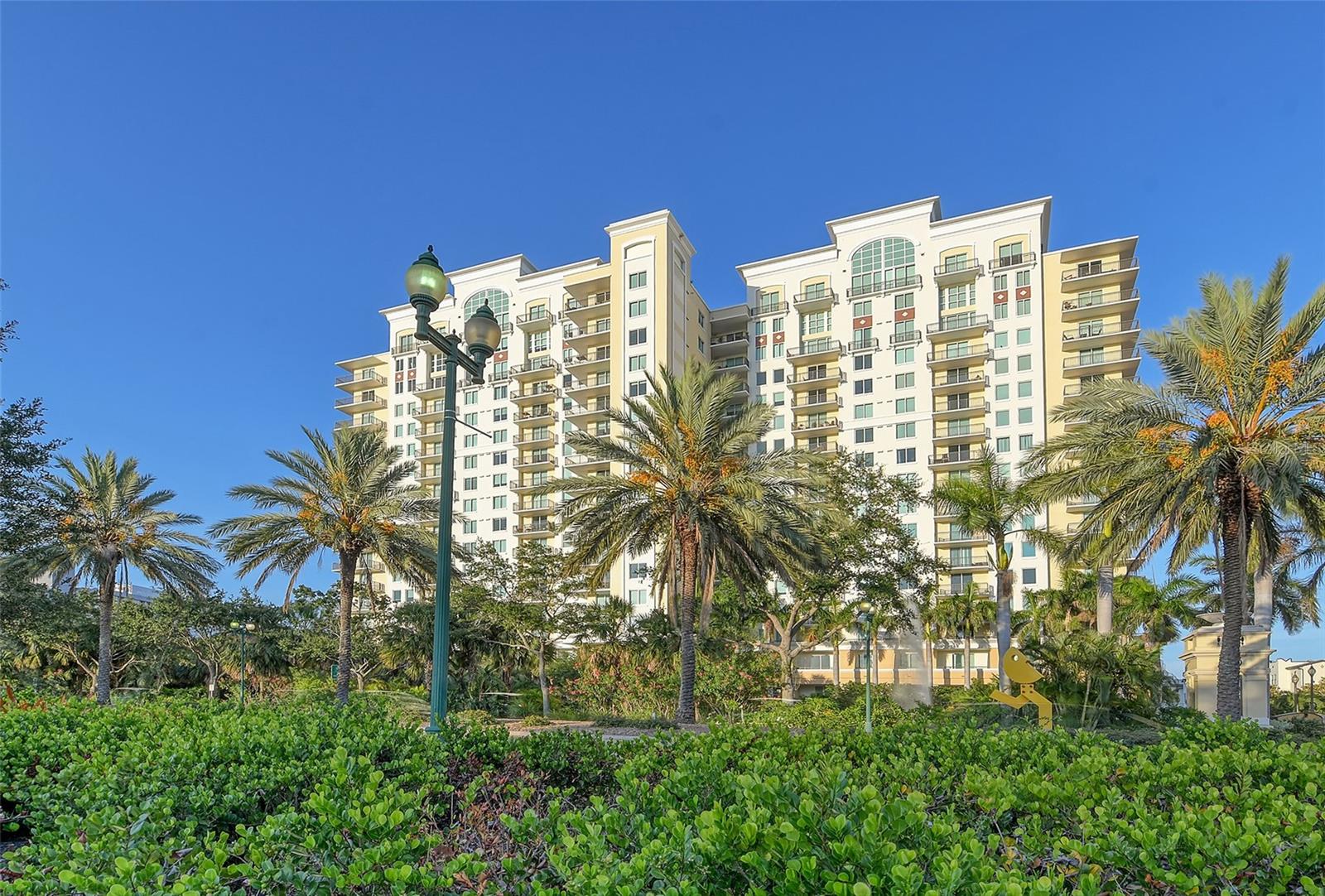 ALINARI - Residential Lease