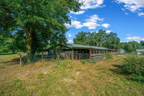 Tiny photo for 11060 SE 128th Place Road, Ocklawaha, FL 32179 (MLS # OM714613)