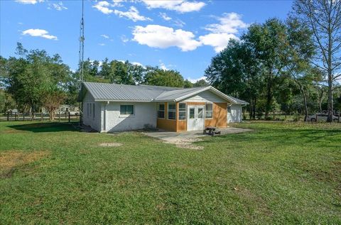Tiny photo for 11060 SE 128th Place Road, Ocklawaha, FL 32179 (MLS # OM714613)
