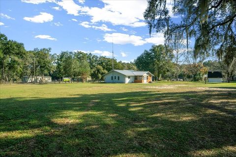Tiny photo for 11060 SE 128th Place Road, Ocklawaha, FL 32179 (MLS # OM714613)
