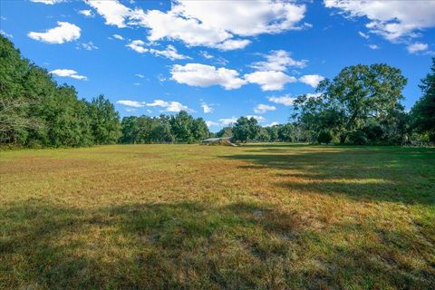 Tiny photo for 11060 SE 128th Place Road, Ocklawaha, FL 32179 (MLS # OM714613)