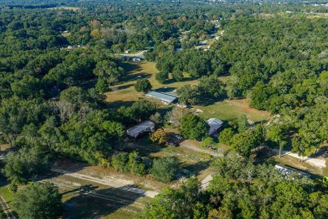 Tiny photo for 11060 SE 128th Place Road, Ocklawaha, FL 32179 (MLS # OM714613)