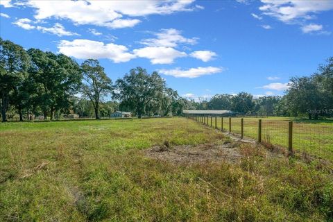 Tiny photo for 11060 SE 128th Place Road, Ocklawaha, FL 32179 (MLS # OM714613)