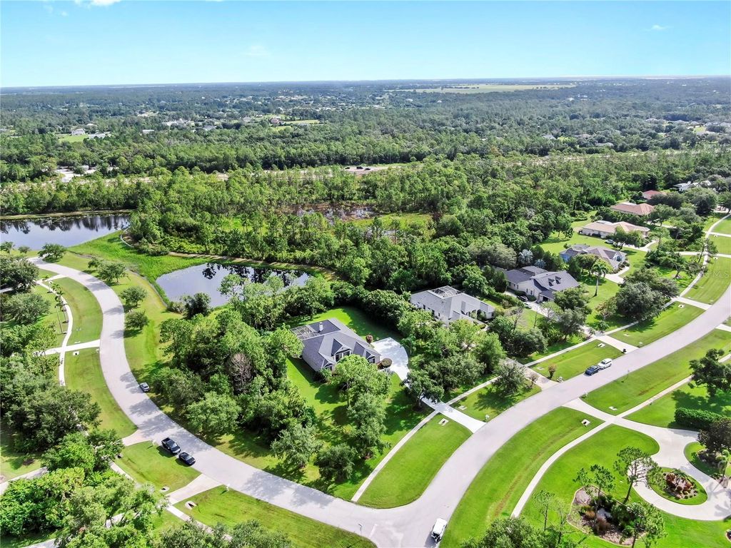 Photo of 21803 Deer Pointe Crossing, Bradenton, FL 34202 (MLS # A4682845)