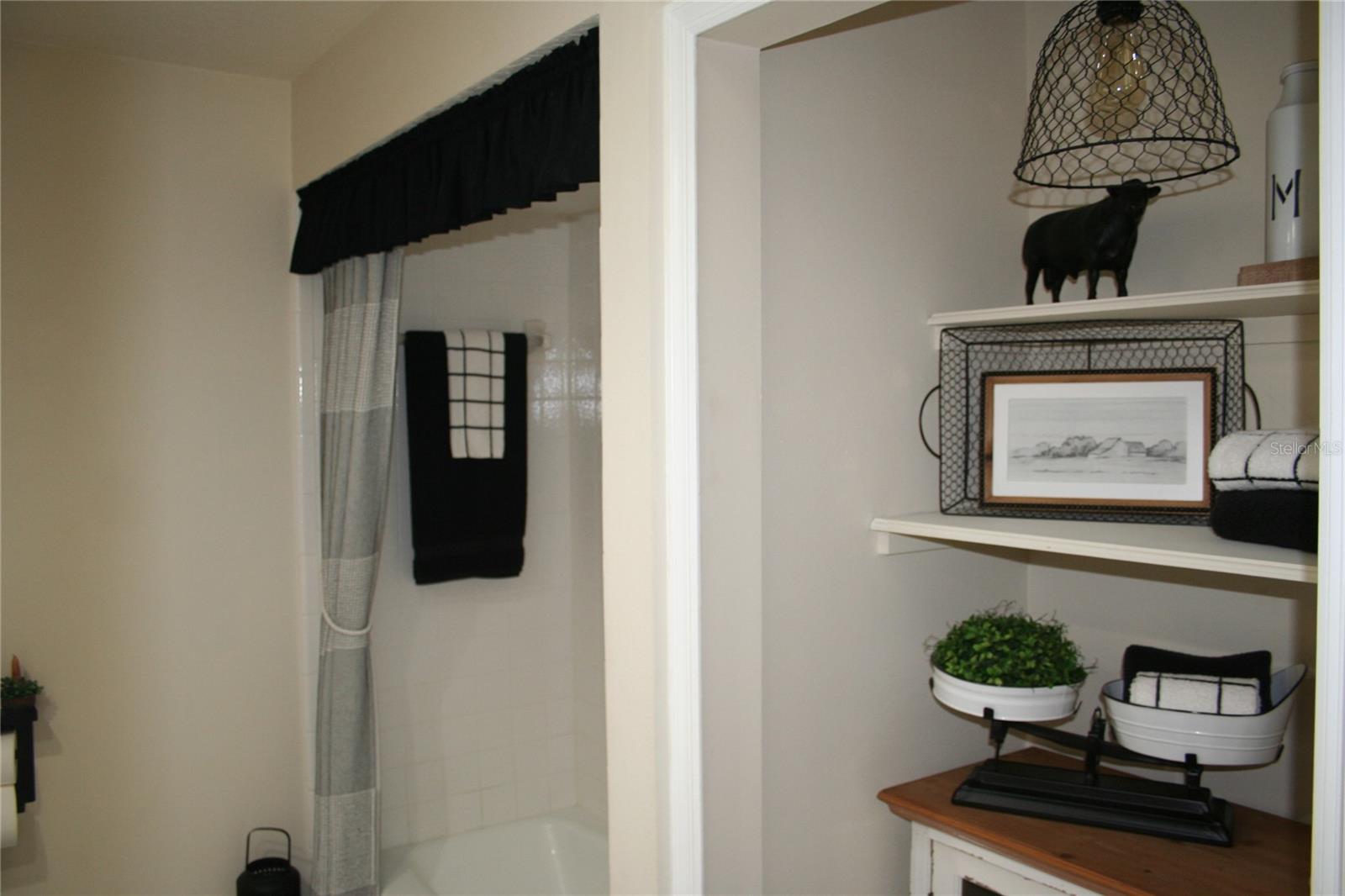 KAYWOOD REP - Residential