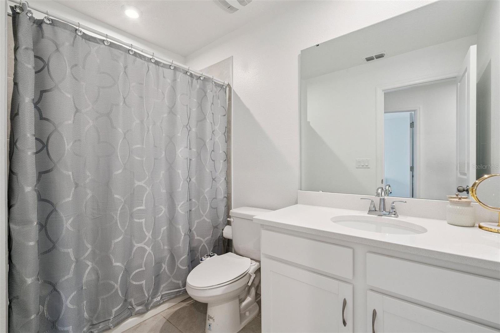 SPRING ISLE PALMS - Residential