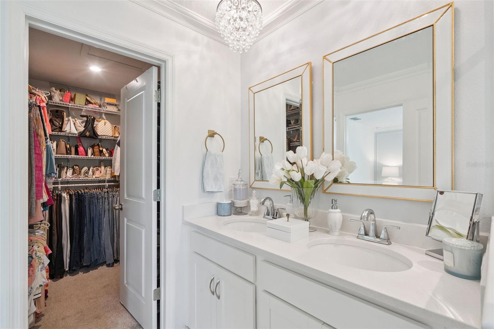 SPRING ISLE PALMS - Residential