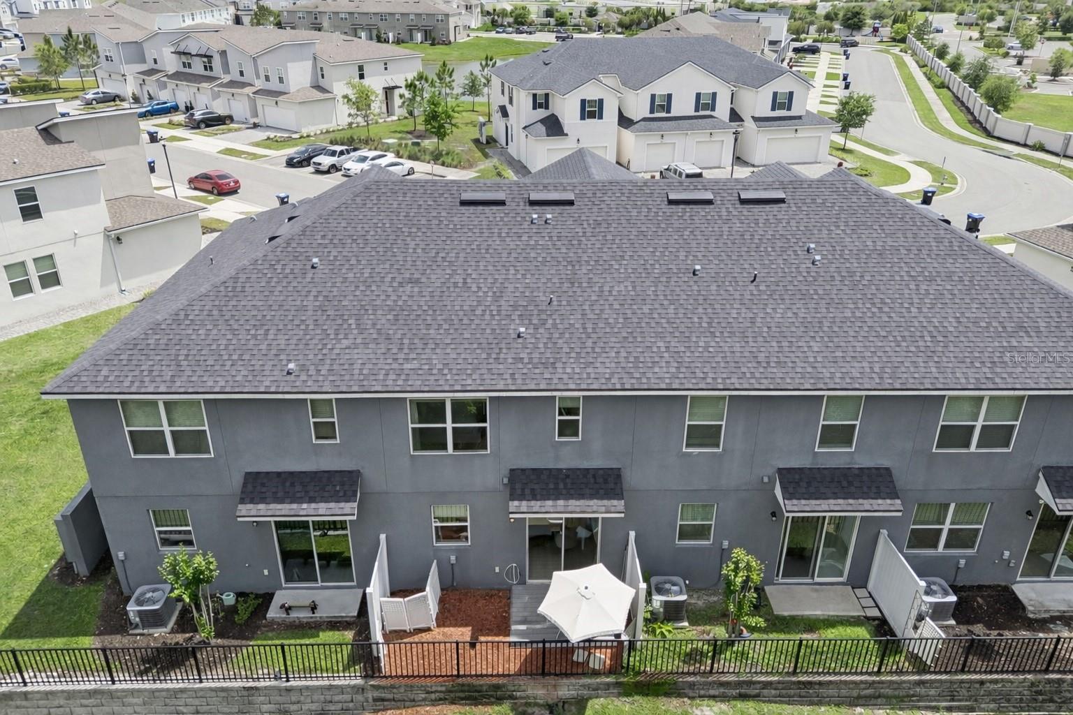 896 SPRING PALMS LOOP