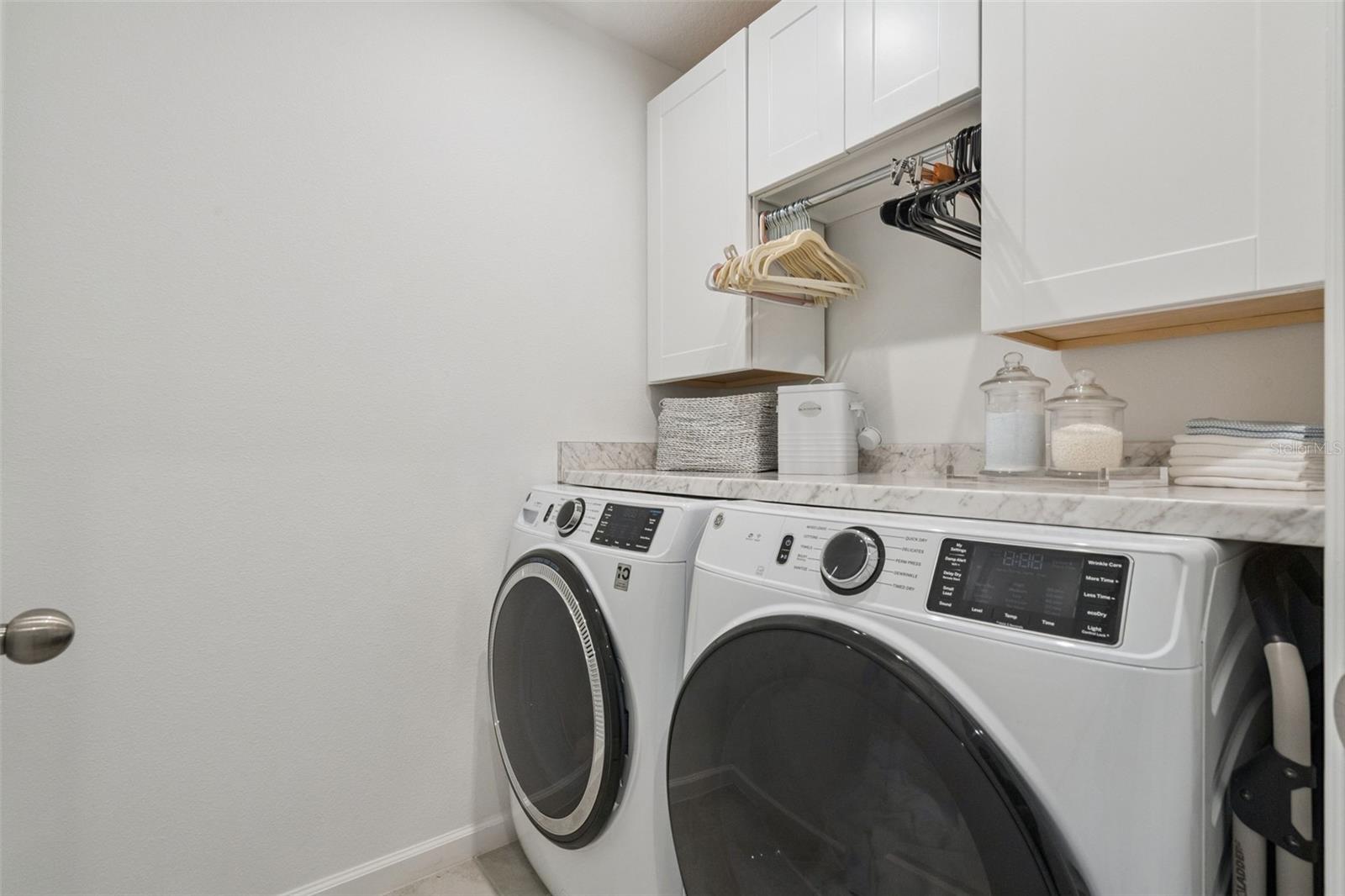 SPRING ISLE PALMS - Residential