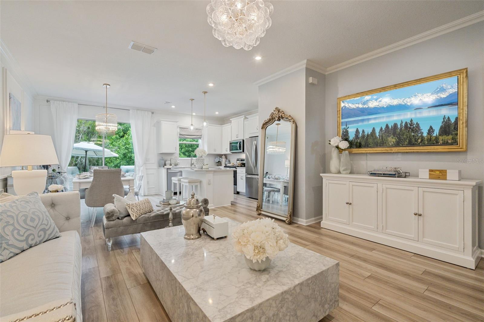 SPRING ISLE PALMS - Residential