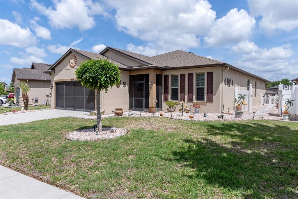 Photo of 2058 Trillium Boulevard, Brooksville, FL 34604 (MLS # TB8493313)