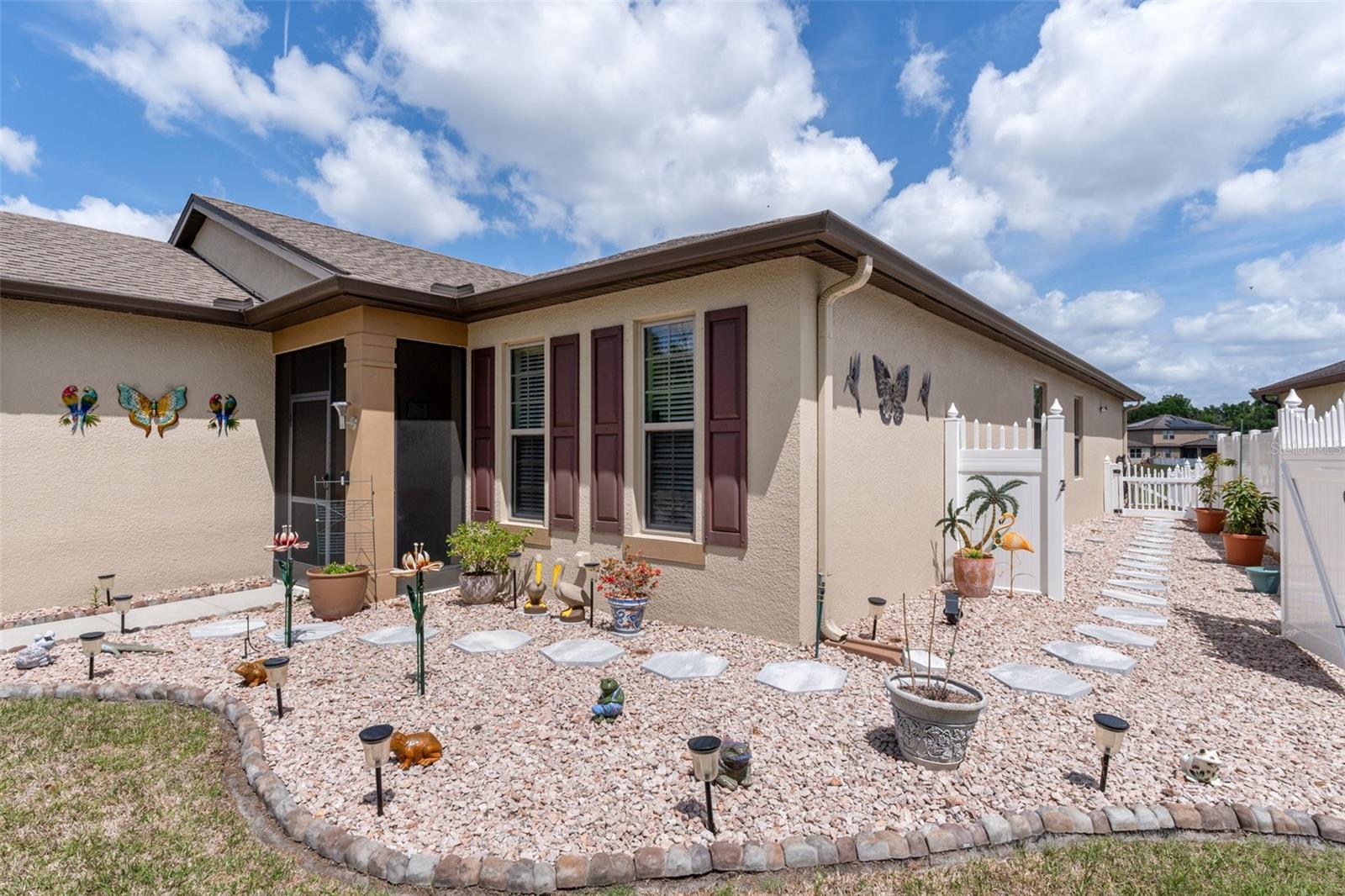 TRILLIUM VILLAGE E PH 1 - Residential