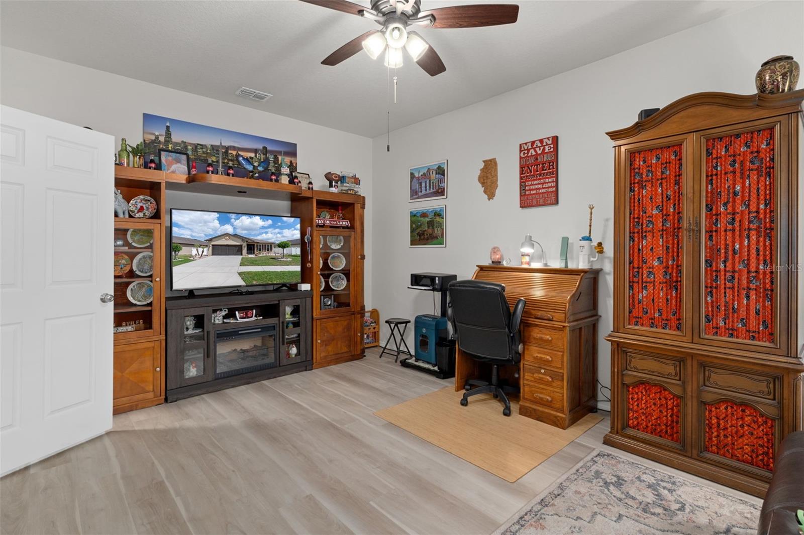 TRILLIUM VILLAGE E PH 1 - Residential