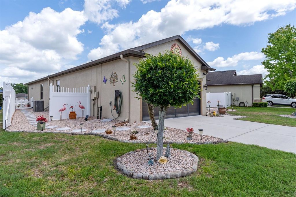 Photo of 2058 Trillium Boulevard, Brooksville, FL 34604 (MLS # TB8493313)