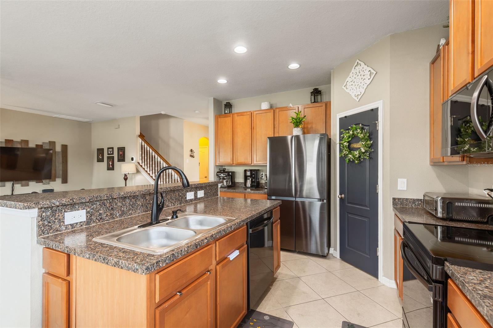 WALDEN POINTE - Residential