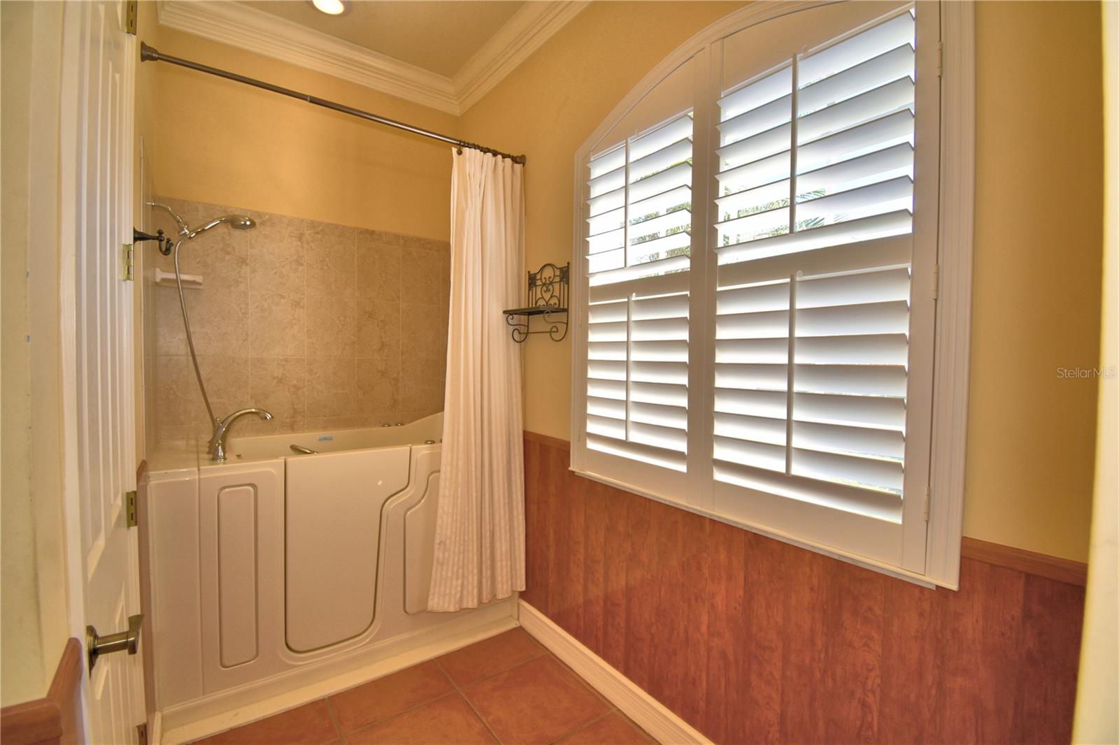 VIENNA SQUARE PH 01 - Residential