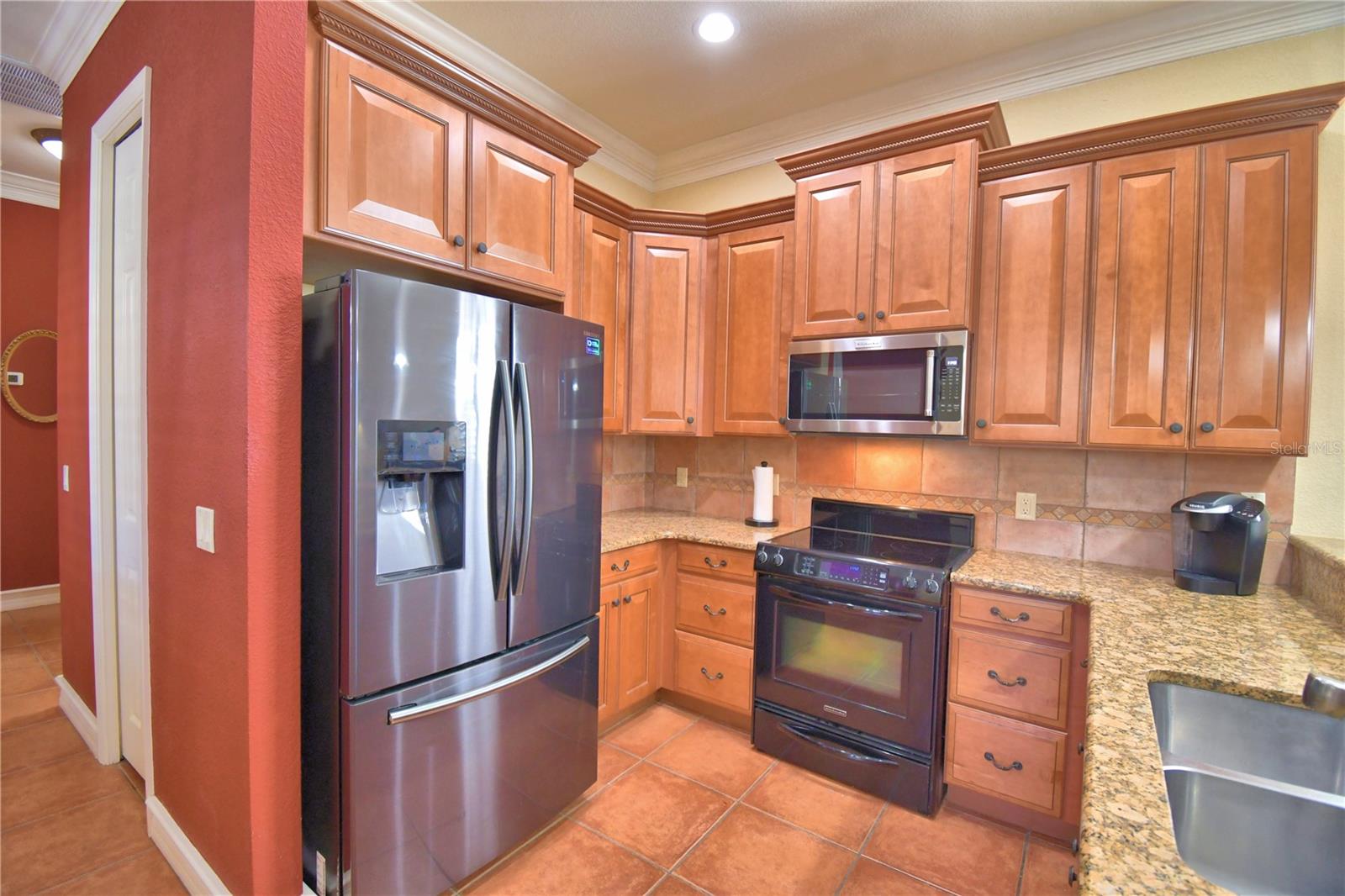 VIENNA SQUARE PH 01 - Residential