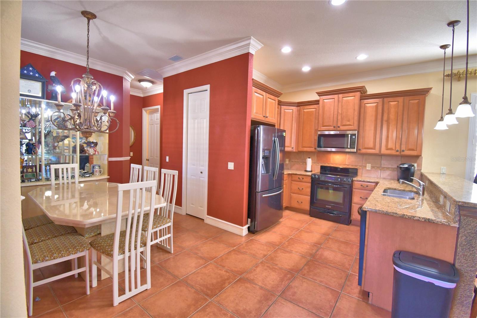 VIENNA SQUARE PH 01 - Residential