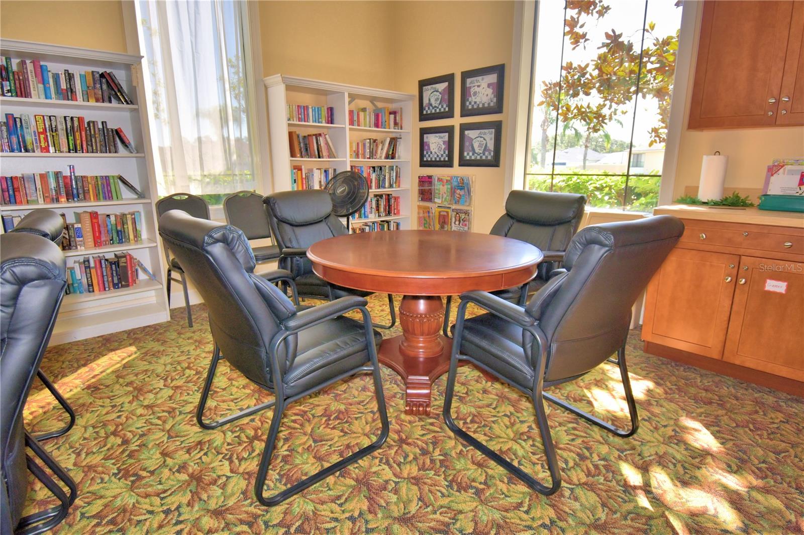 VIENNA SQUARE PH 01 - Residential