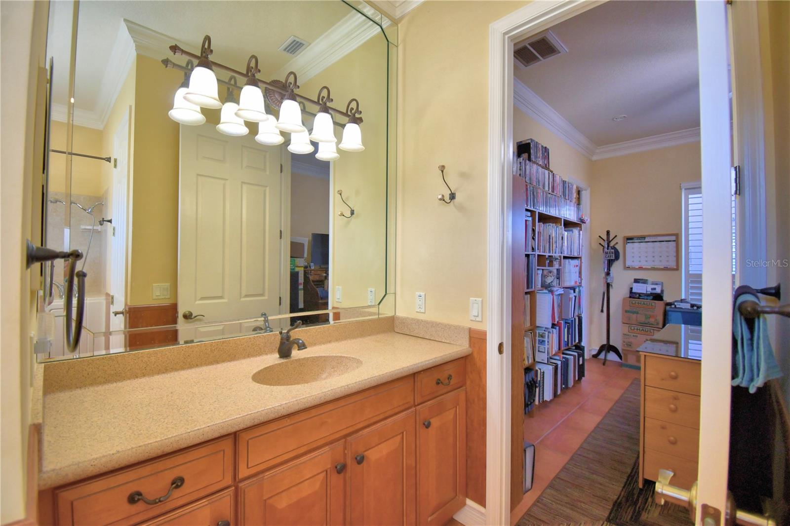 VIENNA SQUARE PH 01 - Residential