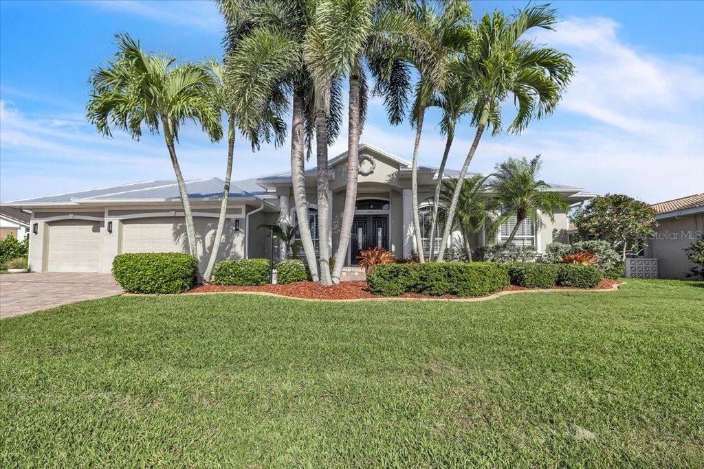 Photo of 1110 Mineo Drive, Punta Gorda, FL 33950 (MLS # C7523949)