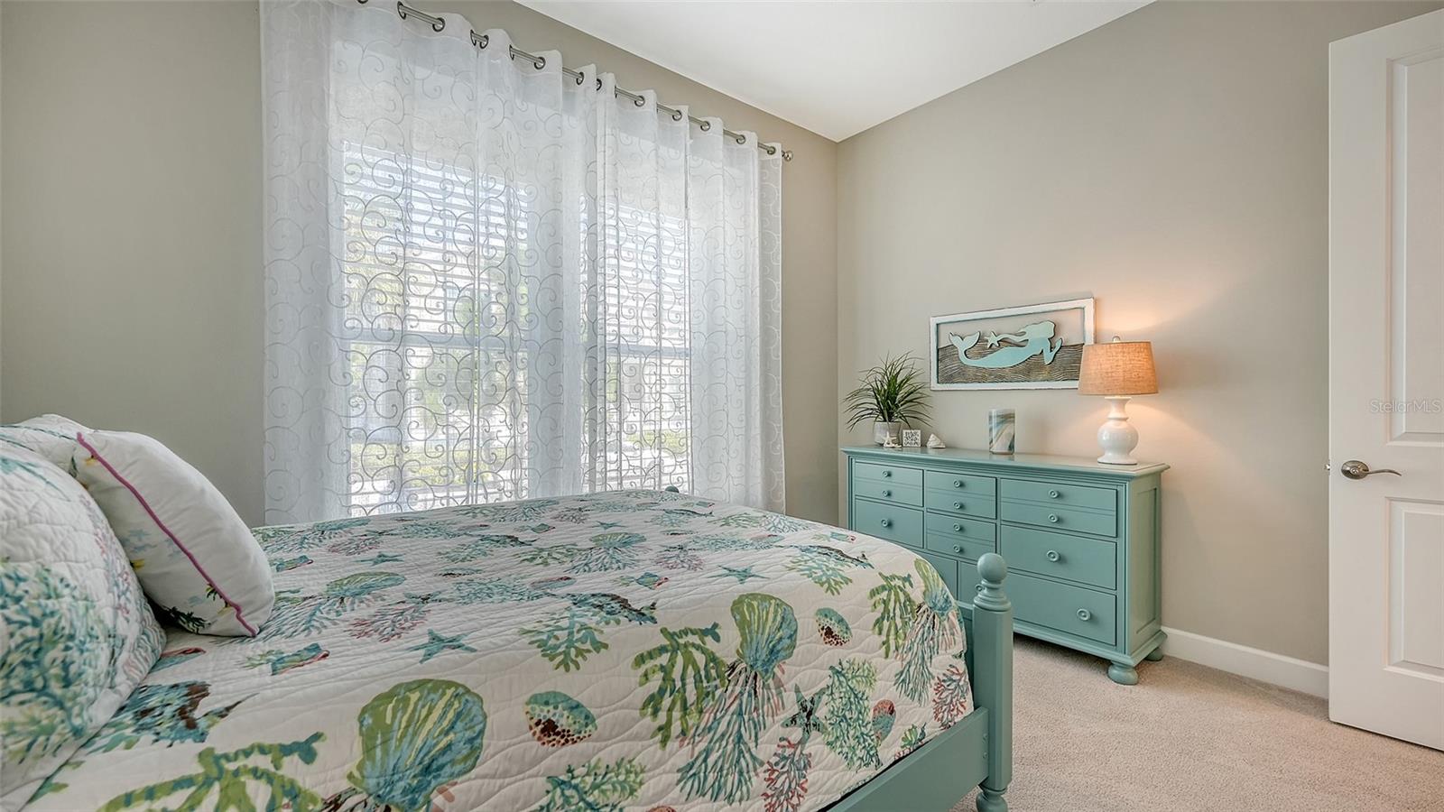 EDGEWATER WALK II ON HARBOUR IS 2, 4, 8-11 - Residential Lease
