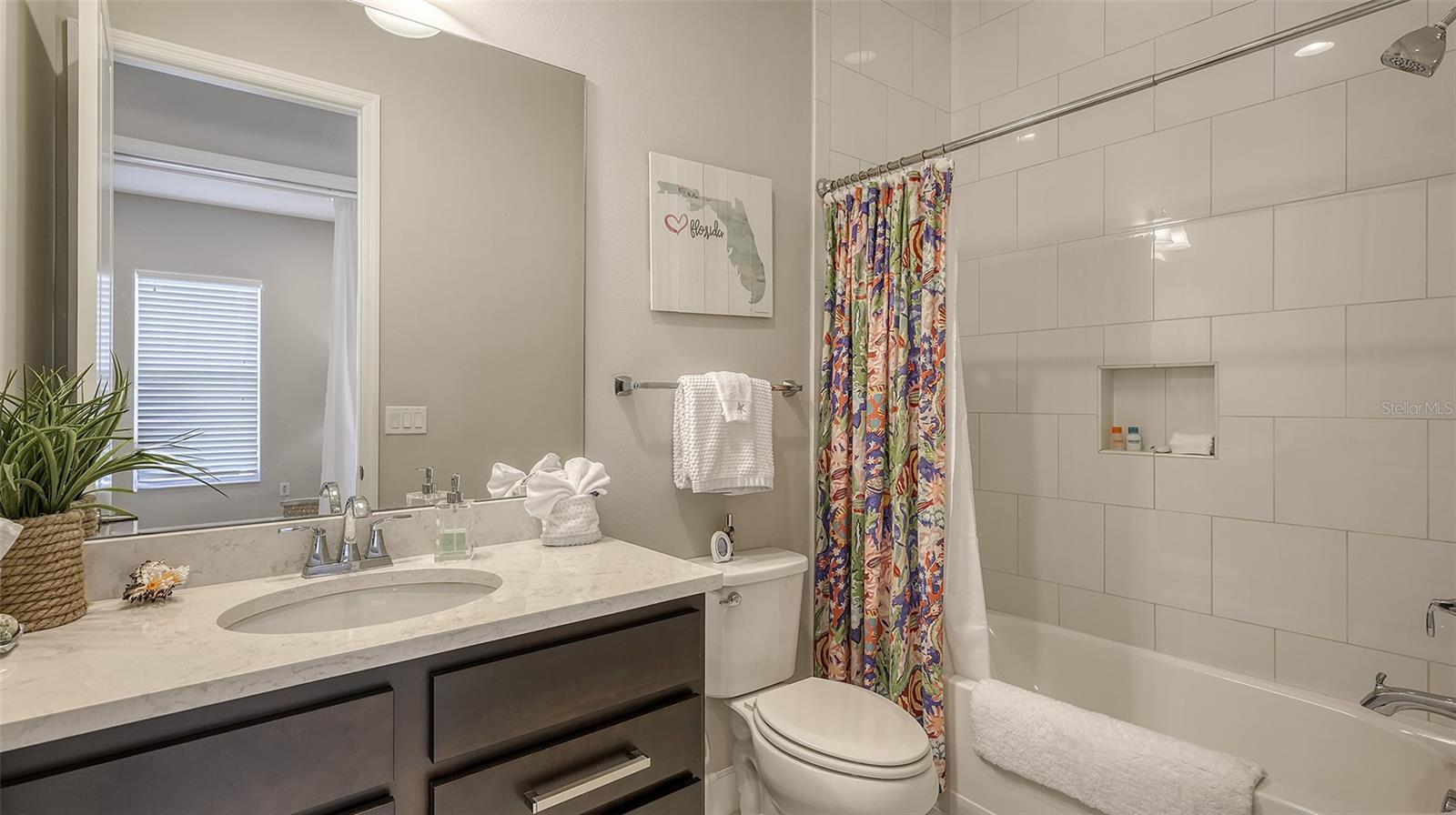 EDGEWATER WALK II ON HARBOUR IS 2, 4, 8-11 - Residential Lease