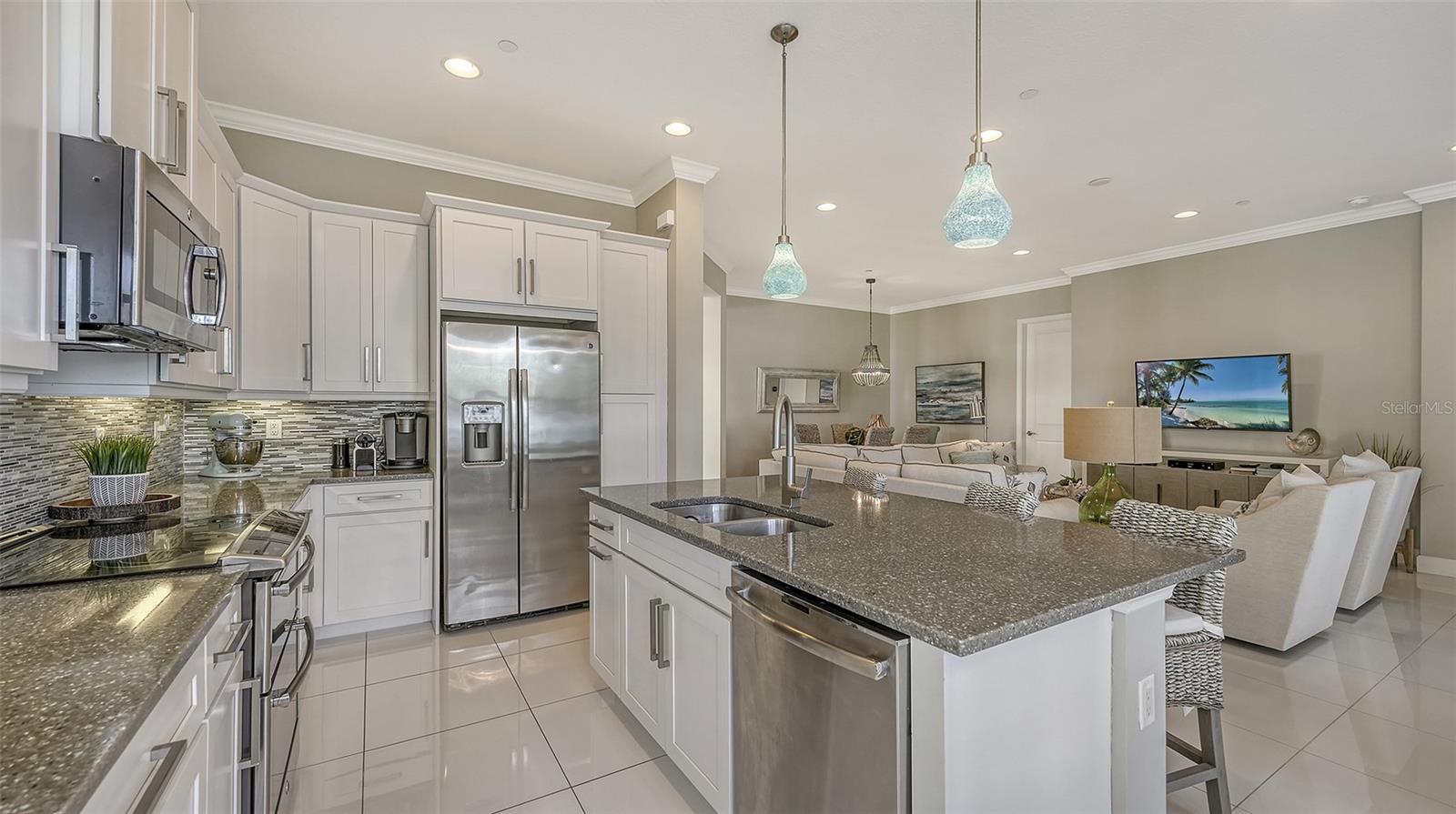 EDGEWATER WALK II ON HARBOUR IS 2, 4, 8-11 - Residential Lease