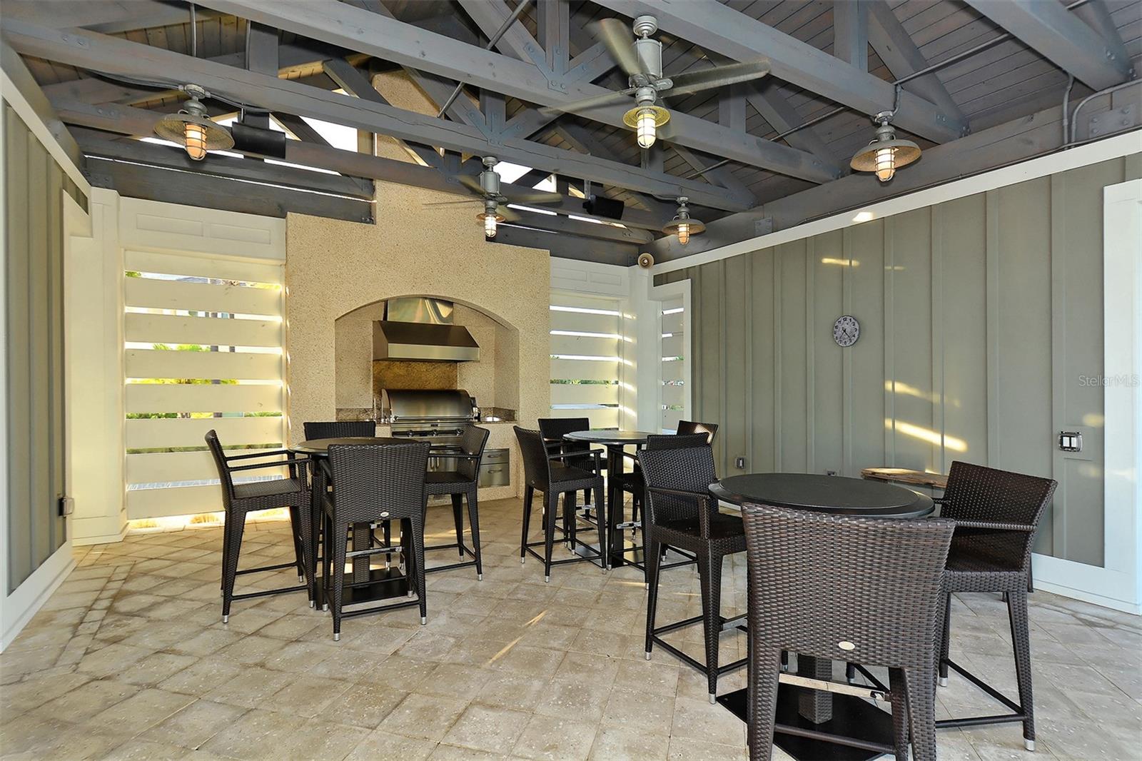 EDGEWATER WALK II ON HARBOUR IS 2, 4, 8-11 - Residential Lease