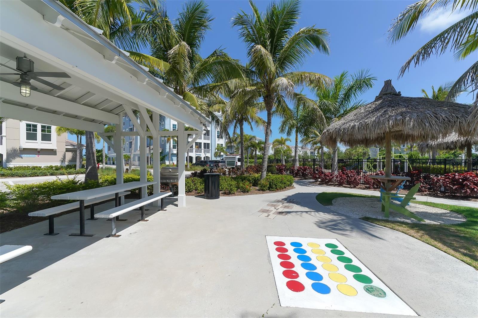 EDGEWATER WALK II ON HARBOUR IS 2, 4, 8-11 - Residential Lease