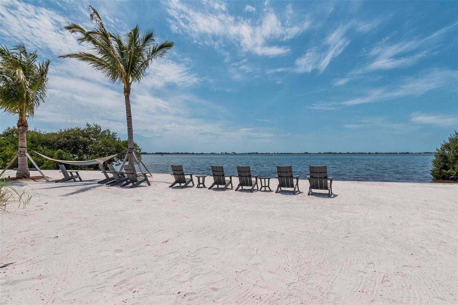EDGEWATER WALK II ON HARBOUR IS 2, 4, 8-11 - Residential Lease