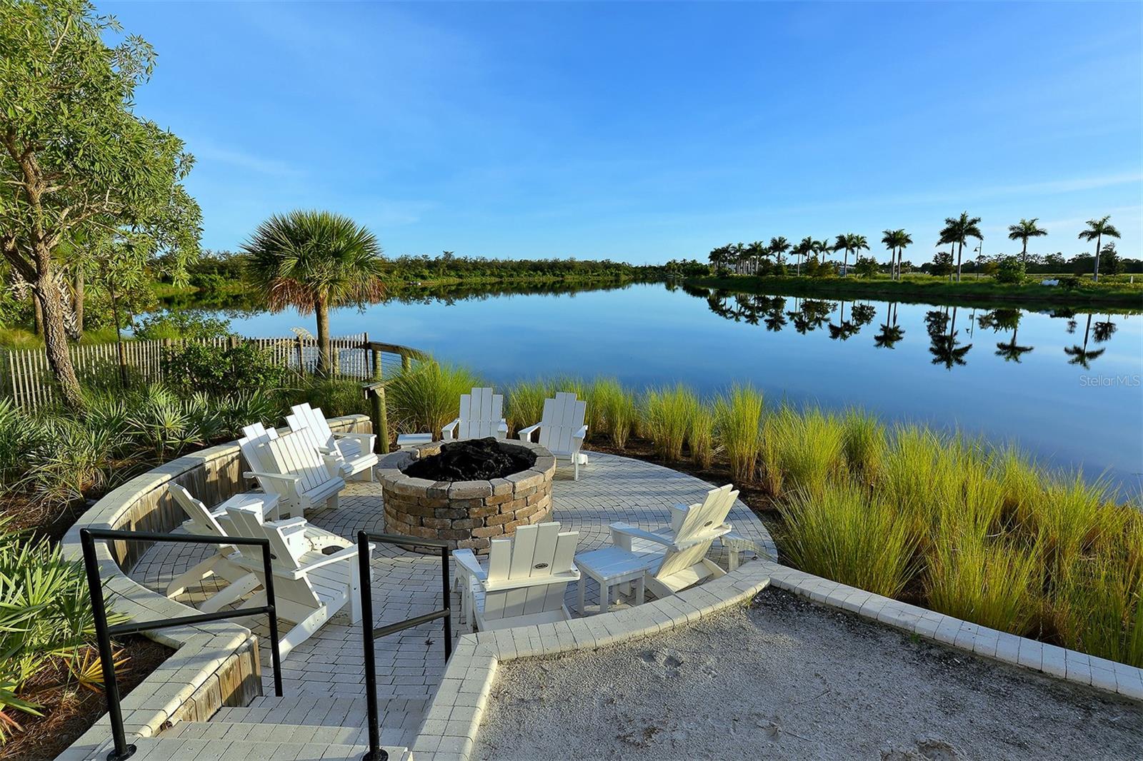 EDGEWATER WALK II ON HARBOUR IS 2, 4, 8-11 - Residential Lease