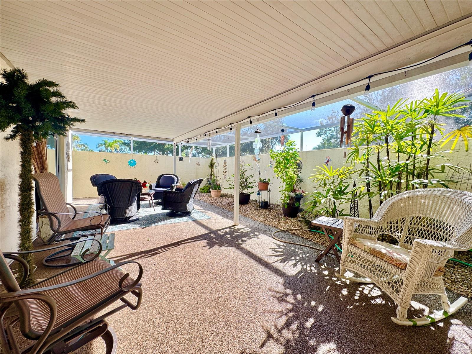 GARDEN LAKES VILLAGE SEC 1 - Residential