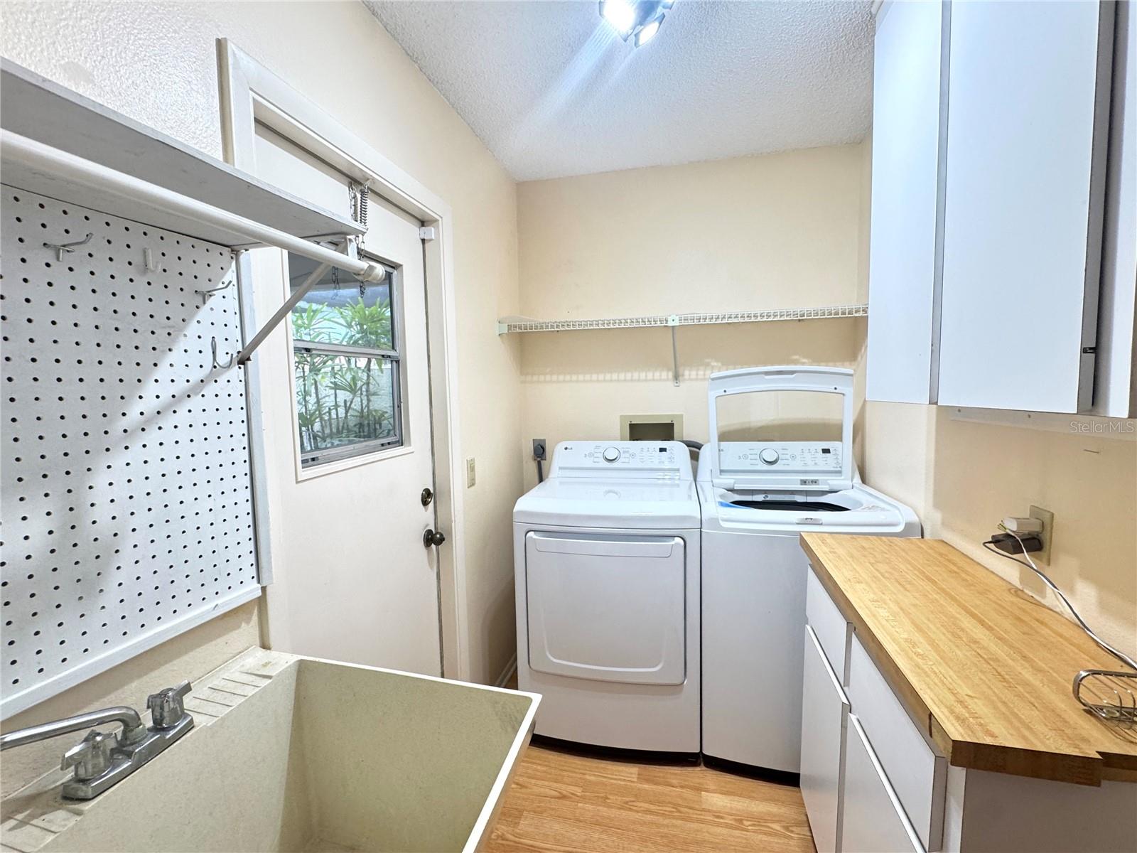GARDEN LAKES VILLAGE SEC 1 - Residential