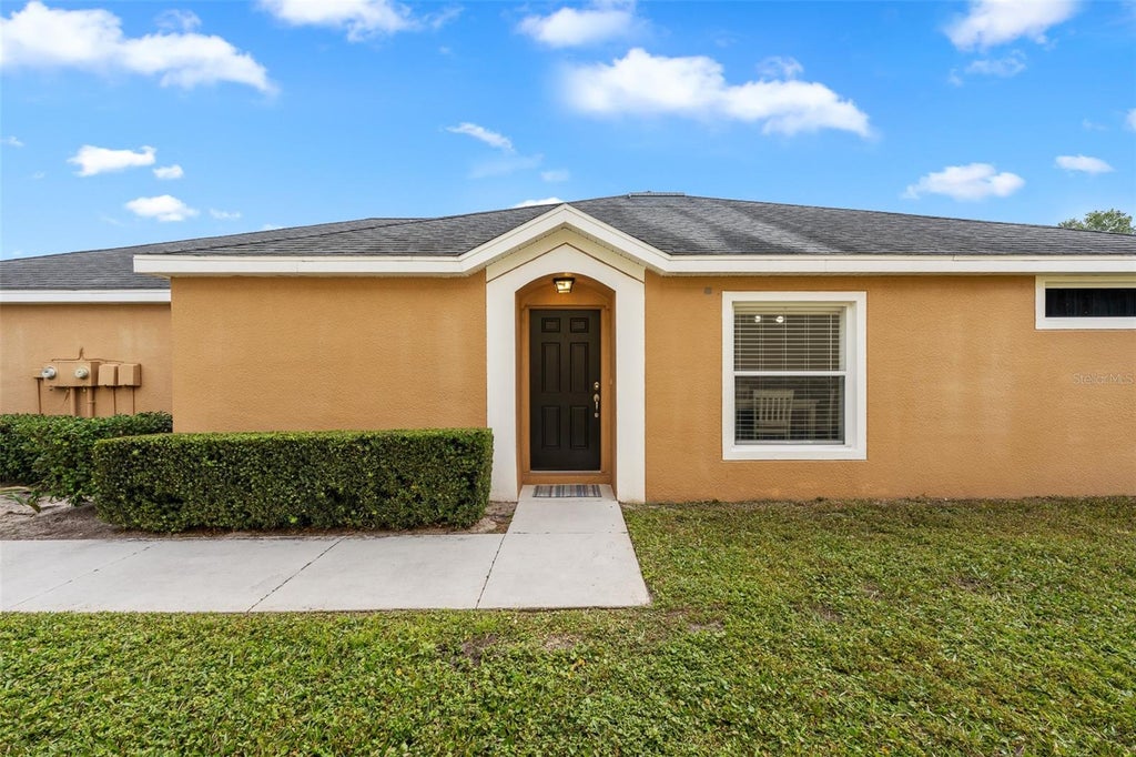 Photo of 8516 Corinthian Way, New Port Richey, FL 34654 (MLS # TB8562656)