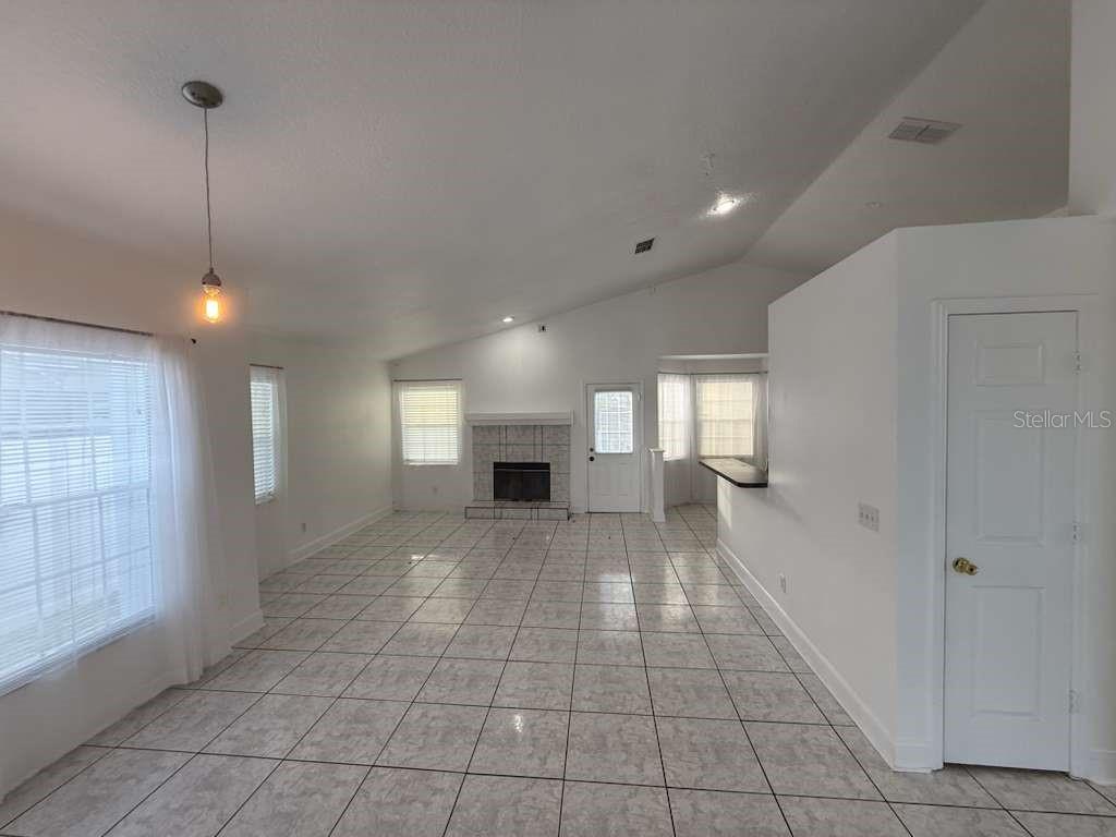 RIVER PARK PH 02 - Residential Lease