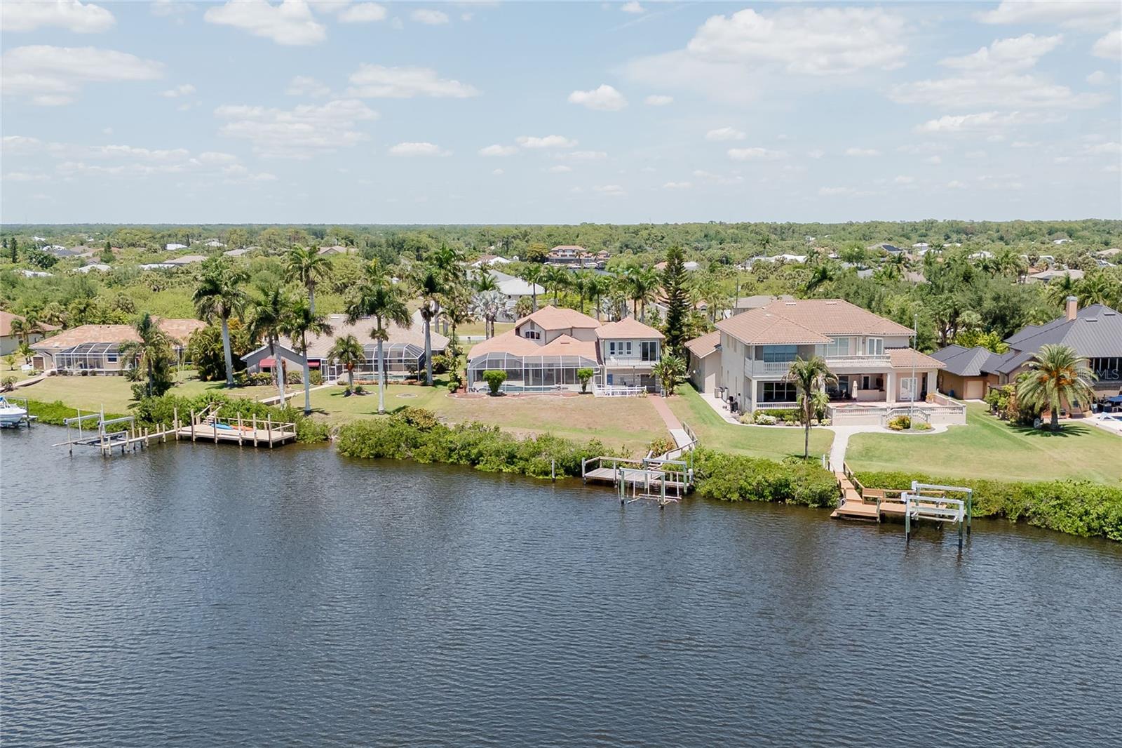 SOUTH BAYVIEW ESTATES - Residential