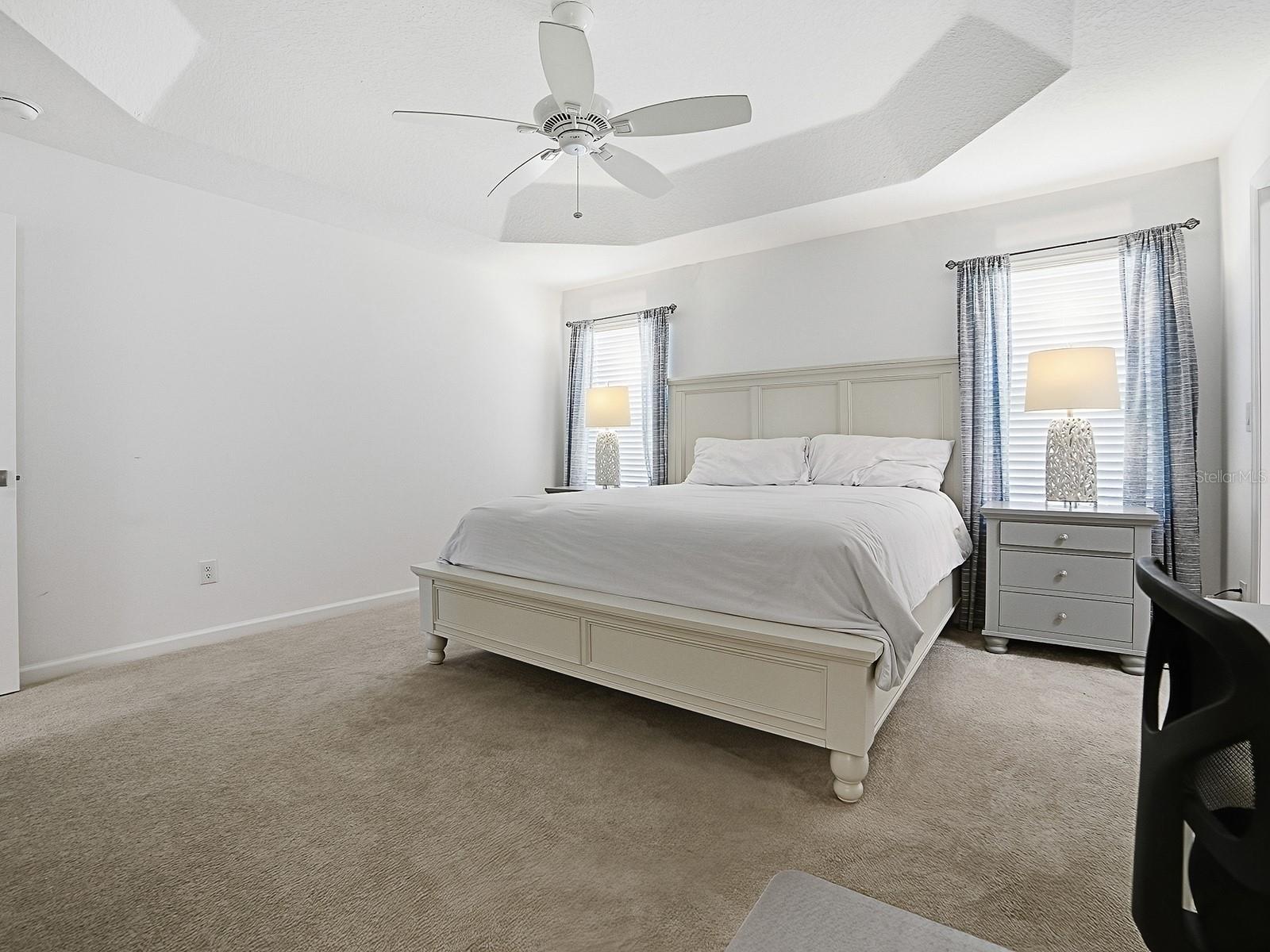 OXFORD OAKS - Residential