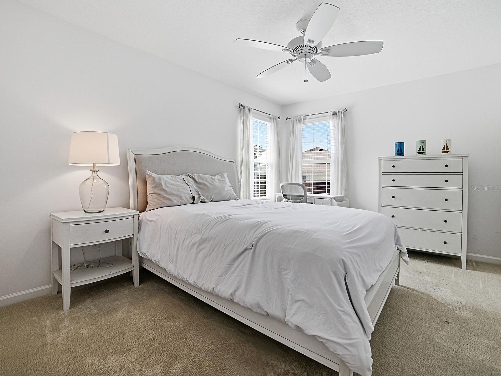 OXFORD OAKS - Residential