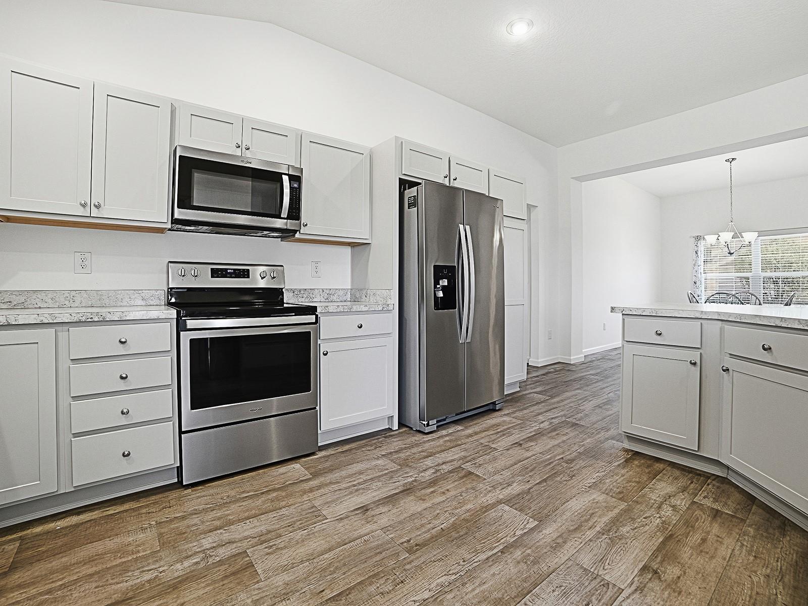 OXFORD OAKS - Residential