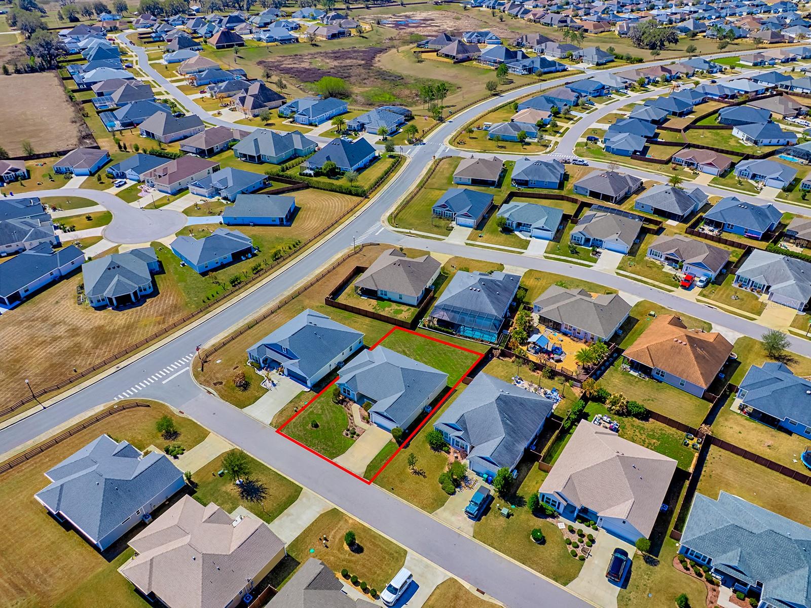 OXFORD OAKS - Residential