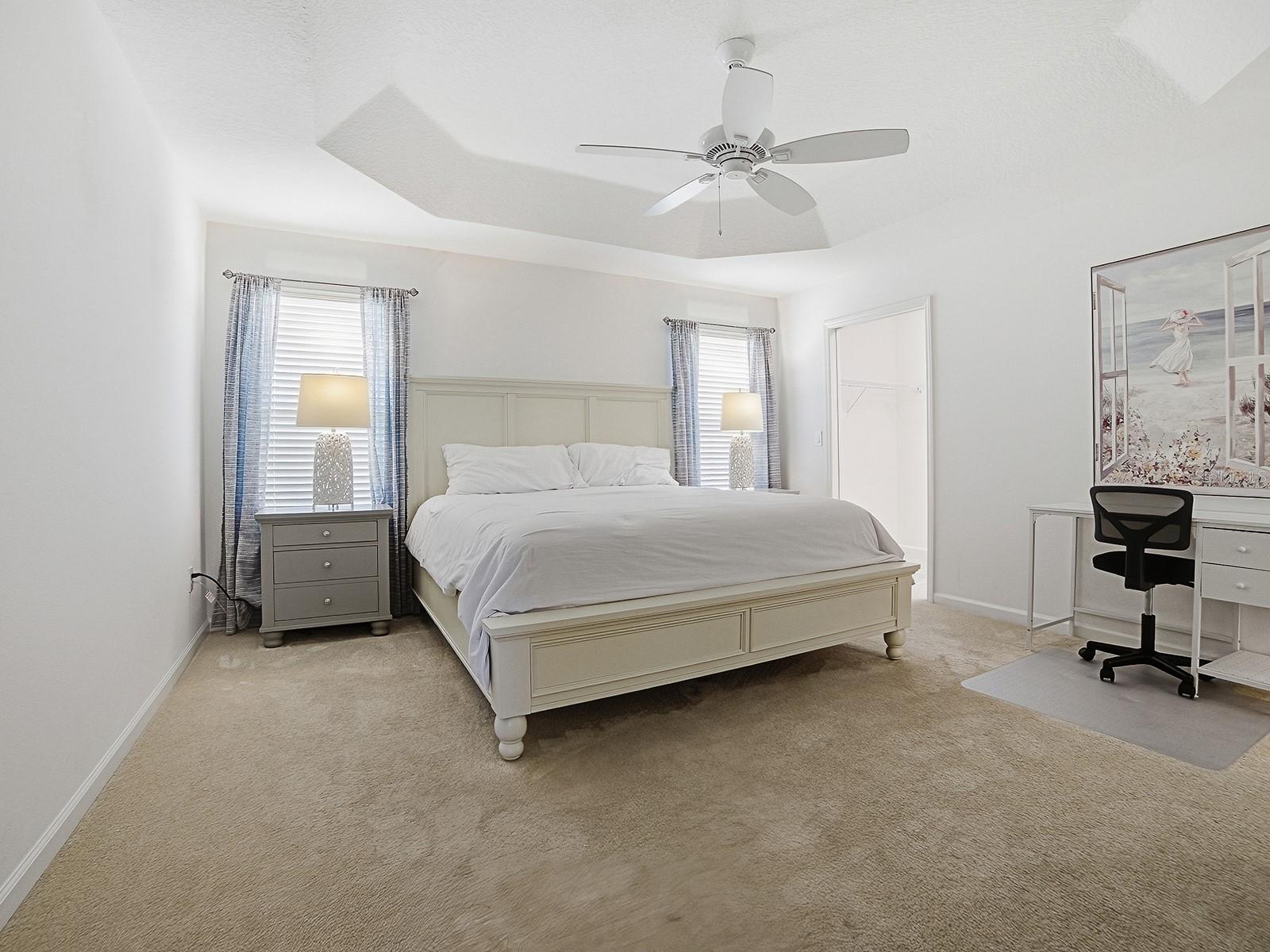 OXFORD OAKS - Residential